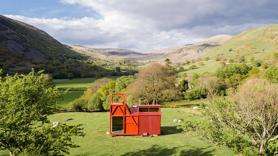 Miner’s Hut, How About Studio