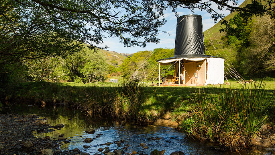 Miner’s Hut, How About Studio