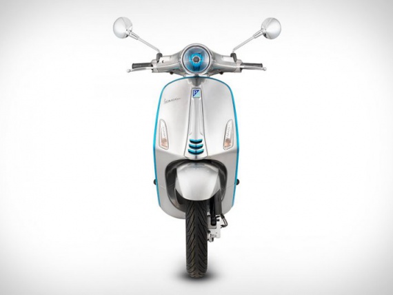 Vespa выпустила «зеленый» электрический скутер