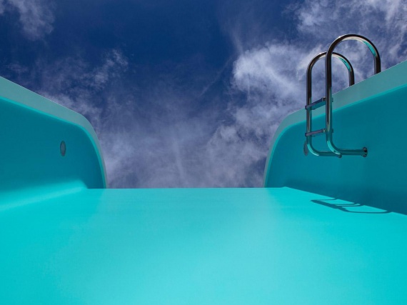 Cогнутый бассейн в Майями от Elmgreen & Dragset