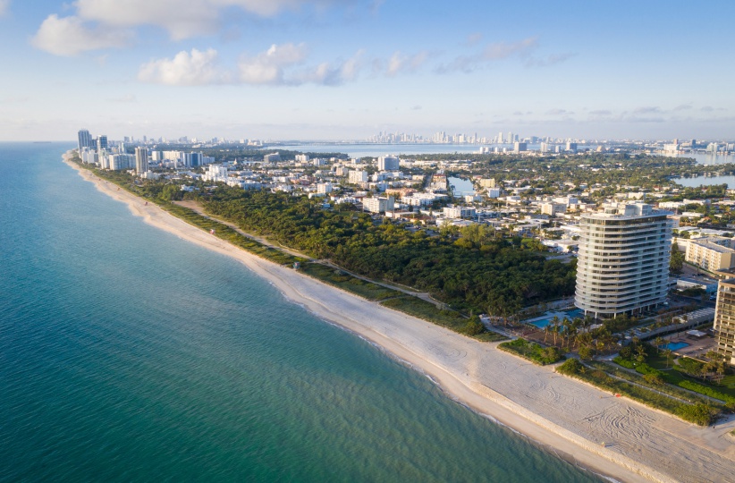 Renzo Piano завершает строительство Eighty Seven Park на пляже Майами