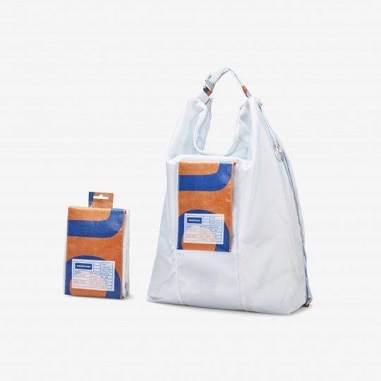 Сумки-рюкзаки из подушек безопасности от бренда Freitag